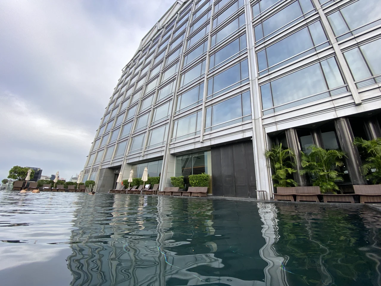 The Okura Prestige Bangkok Stay Review | Enjoy Japanese Hospitality and an Urban Infinity Pool