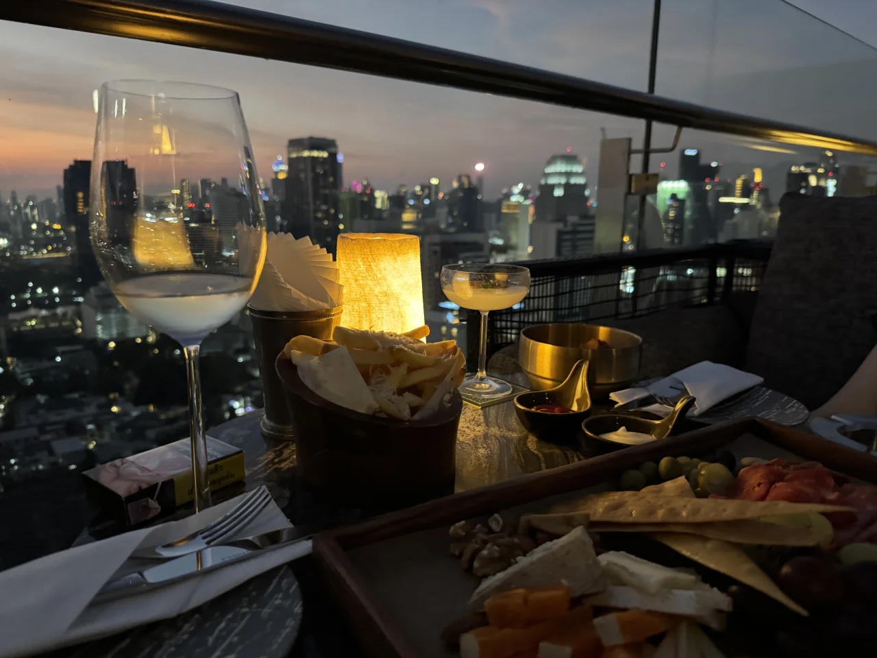 Bangkok Marriott Marquis Queen’s Park Review: Large Pool, Breakfast Buffet and an Outdoor Lounge